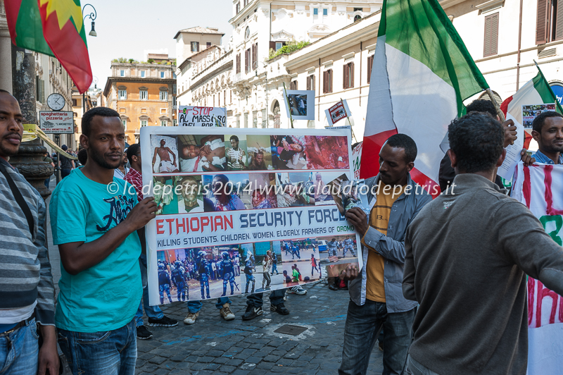 Smettete di uccidere gli studenti Oromo, piazza s.s. Apostoli 9/5/2014