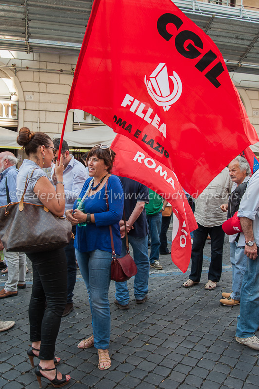 Manifestazione CGIL CISL UIL in piazza S.S. Apostoli contro "mafia capitale"