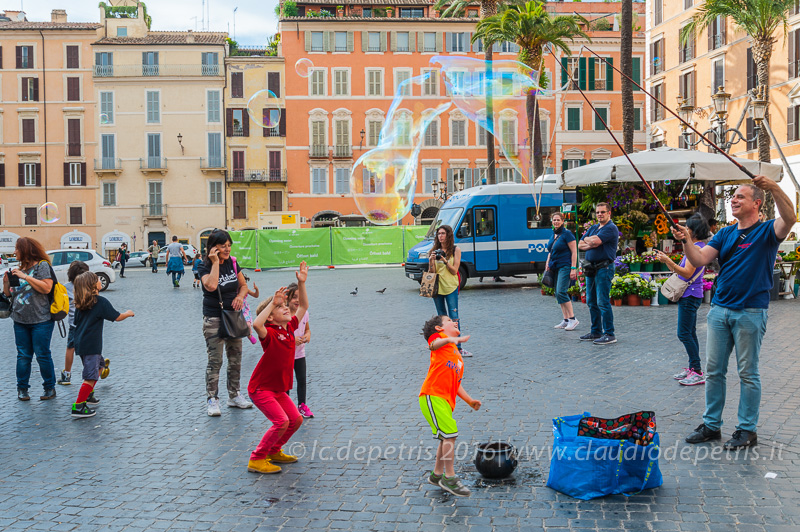 Flash mob bolle di sapone a Roma, 12/6/2016