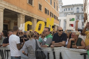 Roma 20/8/2019 Presidio sostenitori Premier Conte