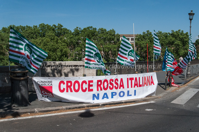 Sit in sindacati Croce Rossa Italiana 11/5/2015