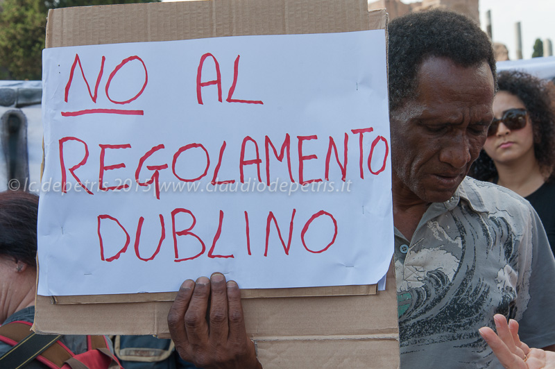 "Fermate la strage subito!" piazza del Colosseo 20/6/2015