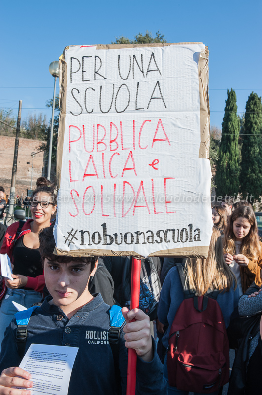Manifestazione degli studenti contro la legge sulla "Buona Scuola" del governo Renzi, 13/11/2015