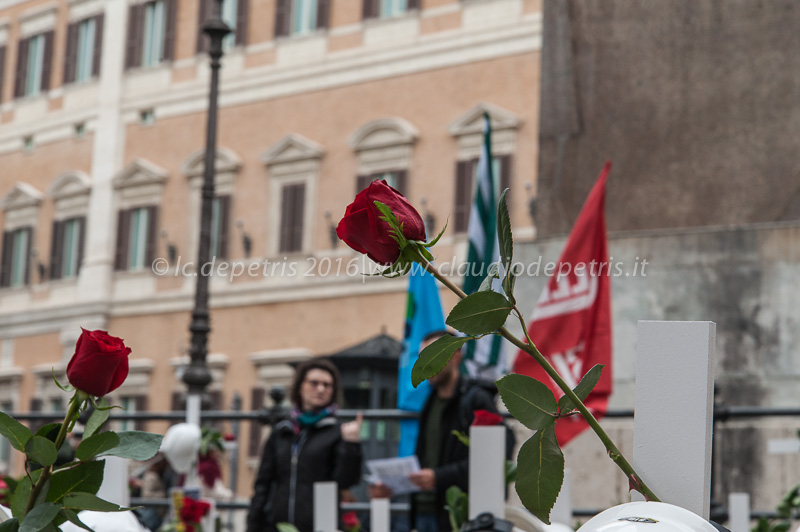 Basta morti sul lavoro, piazza Montecitorio 28/4/2016