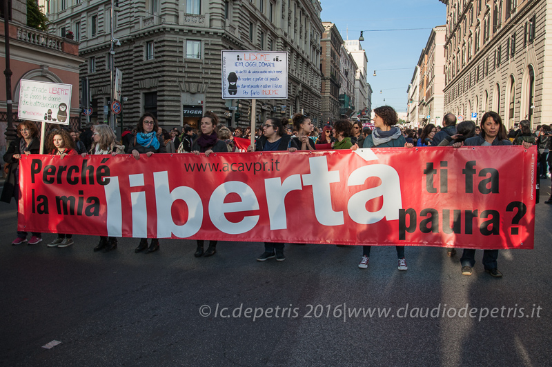 Roma 26/11/2016, dimostrazione contro la violenza sulle donne