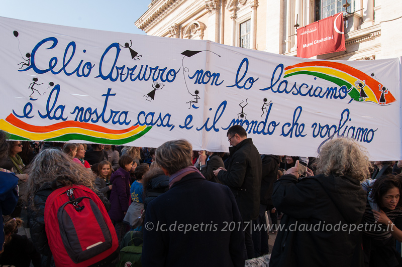 Associazioni territoriali dimostrano in Piazza del Campidoglio, 10/3/2017
