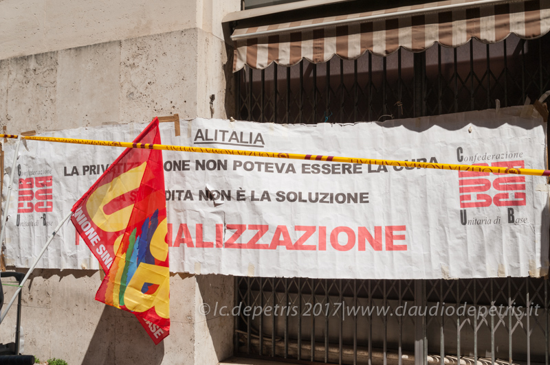 Roma: presidio lavoratori Alitalia, 12/4/2017